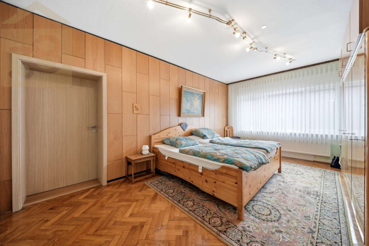 Schlafzimmer EG