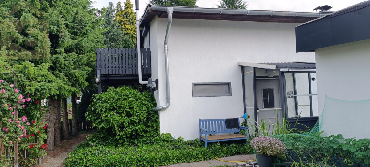 Südansicht mit Haupteingang