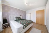 Schlafzimmer - Attraktive Eigentumswohnung mit Balkonund Garage in Cuxhaven! Meine Immobilie = Mein Partner!