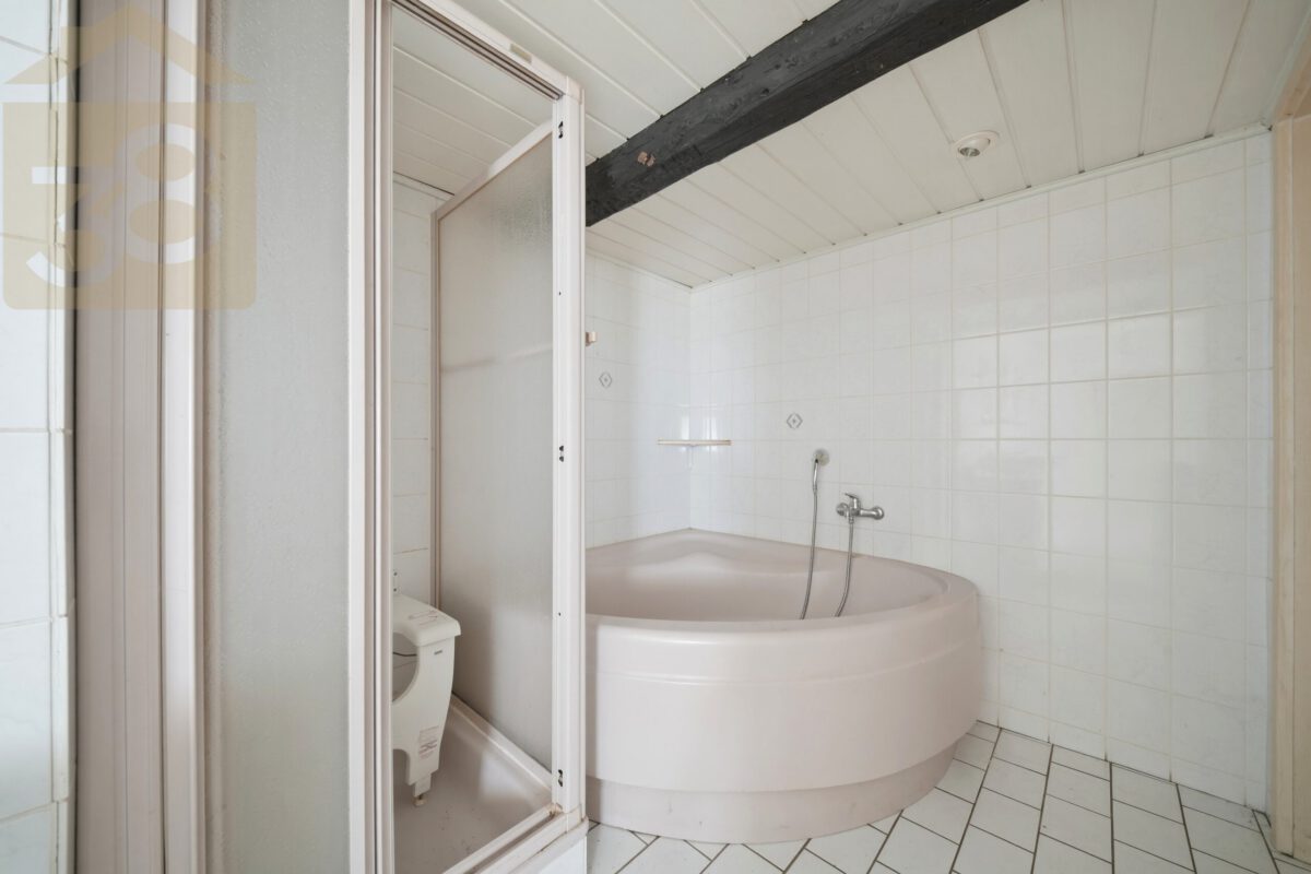 Badezimmer OG (3)