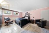 Schlafzimmer Keller - Gepflegtes Einfamilienhaus mit Pool in sehr guter Lage!