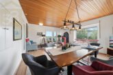 Wohn- & Essbereich - Modernisiertes Zweifamilienhaus mit großem Garten, Sauna und Garagen! Meine Immobilie=Mein Partner!