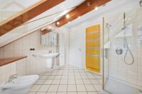 Badezimmer DG
