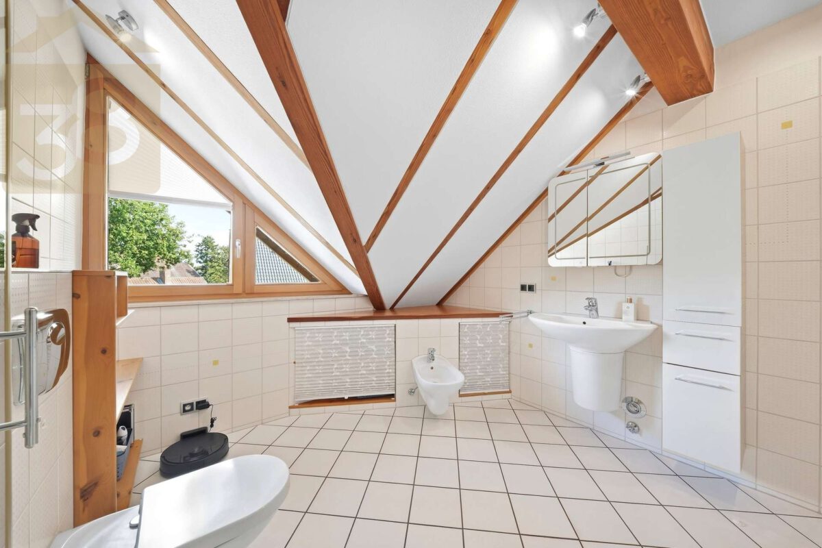 Badezimmer DG